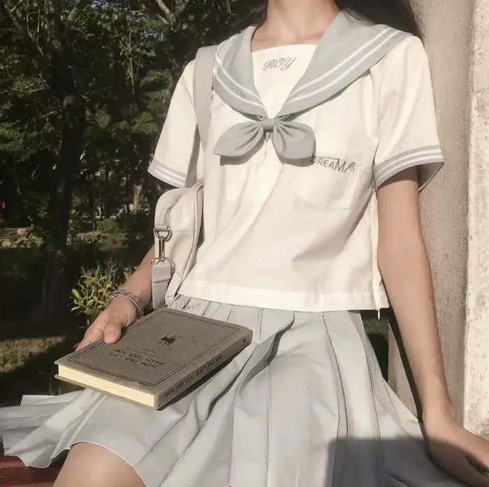 我亲爱的莫妮卡